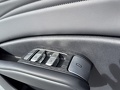 OMODA 7 puerta
